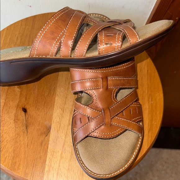 Dr. Scholl's women’s Brown Sandals - Picture 4 of 5